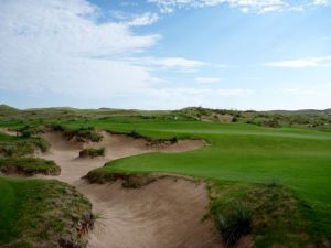 Ballyneal 5th Bunker