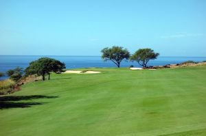 Manele 10th Approach