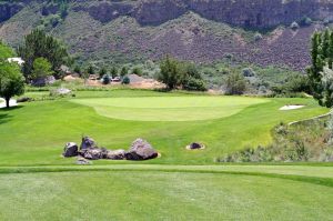 Blue Lakes 17th Green