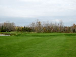 Rock Hollow 16th Green