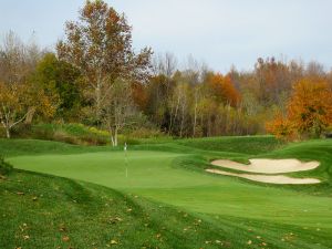 Victoria National 1st Green