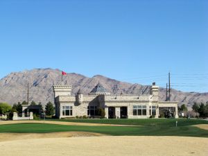 Royal Links 18th Clubhouse