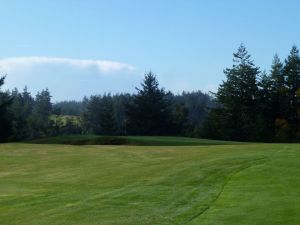 Bandon Crossings 16th Approach