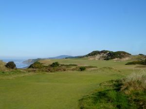 Pacific Dunes 13th Forward Tee