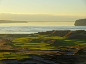 Chambers Bay 1st And 10th