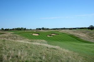 Erin Hills 8th Fescue